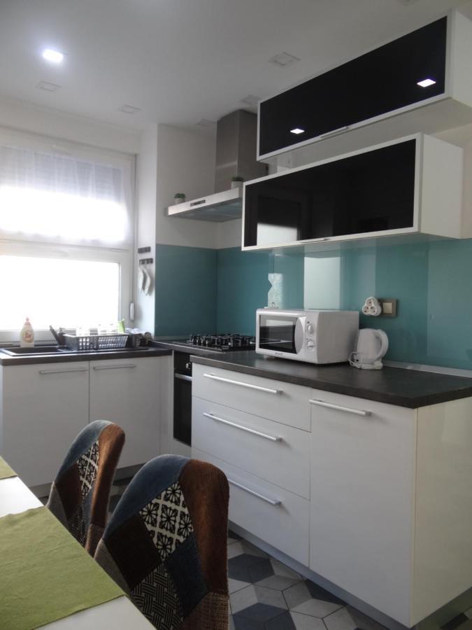 Apartman Anja Карловаць Екстер'єр фото